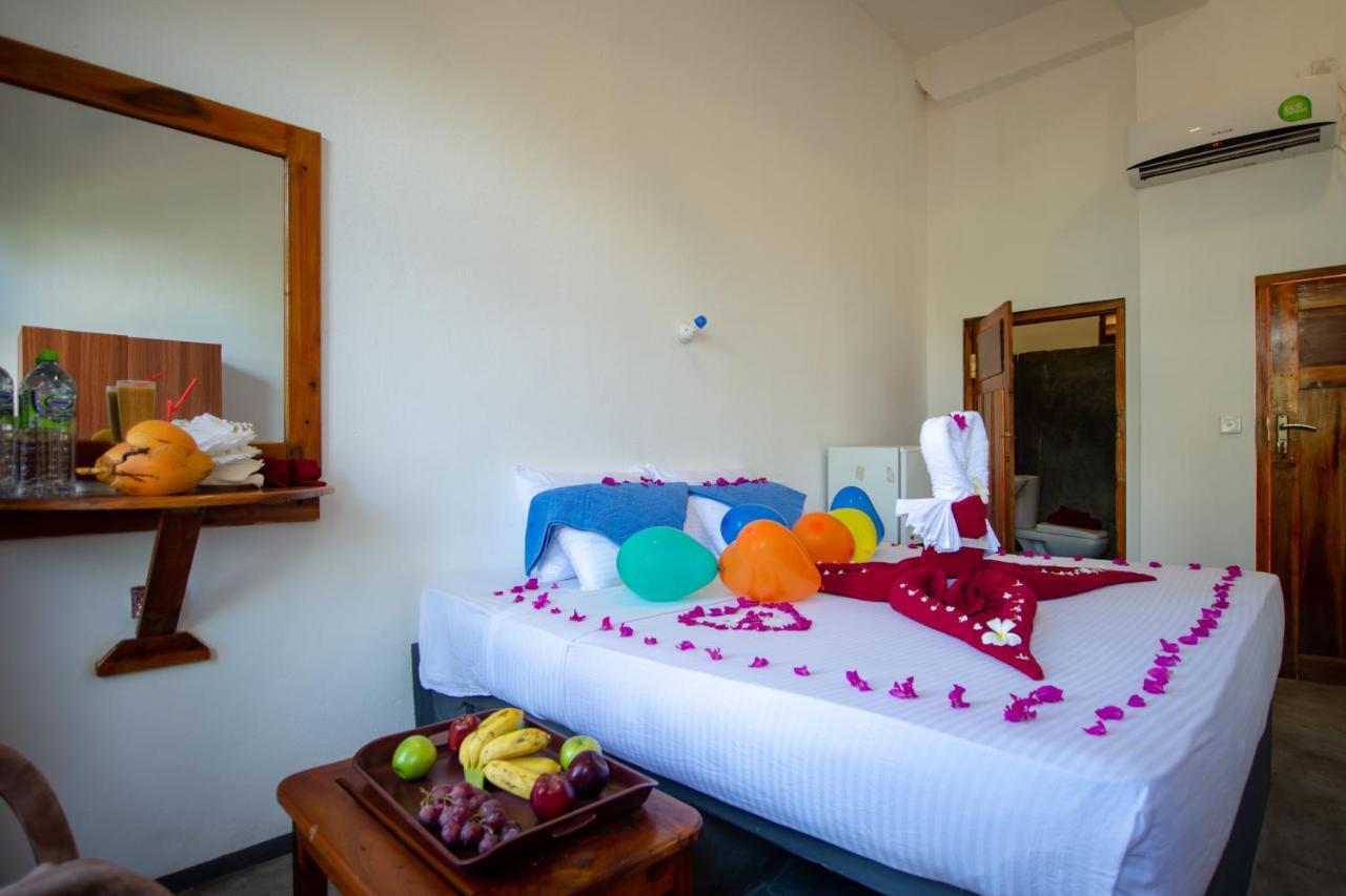 The Surf Access Guest House Baie d'Arugam Extérieur photo